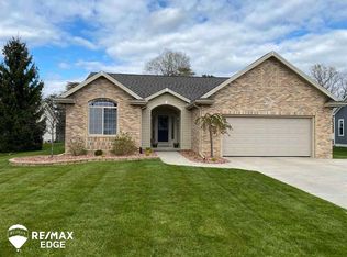 193 Brookside Dr, Flushing, MI 48433