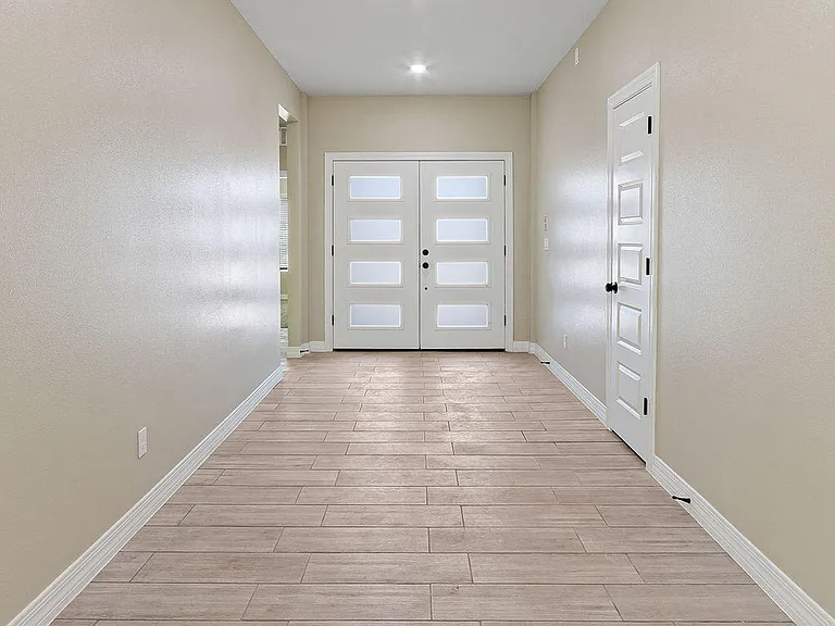 9853 La Morenita Cir — Photo 4