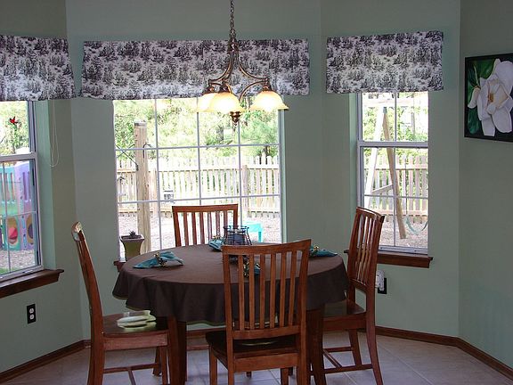 5th image of 2700 Esplanade Ct