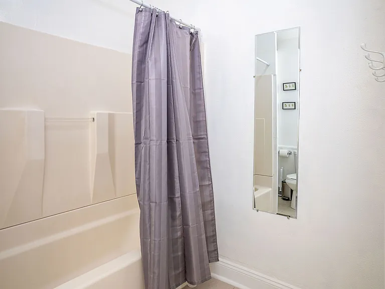 745 4th St #1B — Photo 11