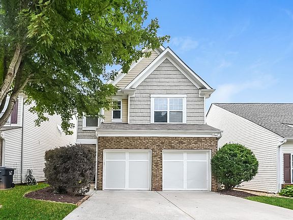 2nd image of 793 Mountain Laurel Dr