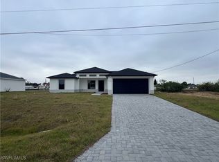 3925 20th St W, Lehigh Acres, FL 33971