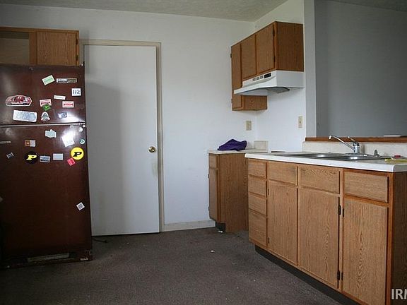 5th image of 709 W Jefferson St