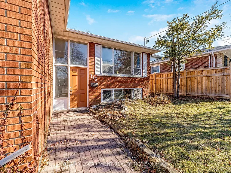 113 Poynter Dr — Photo 4