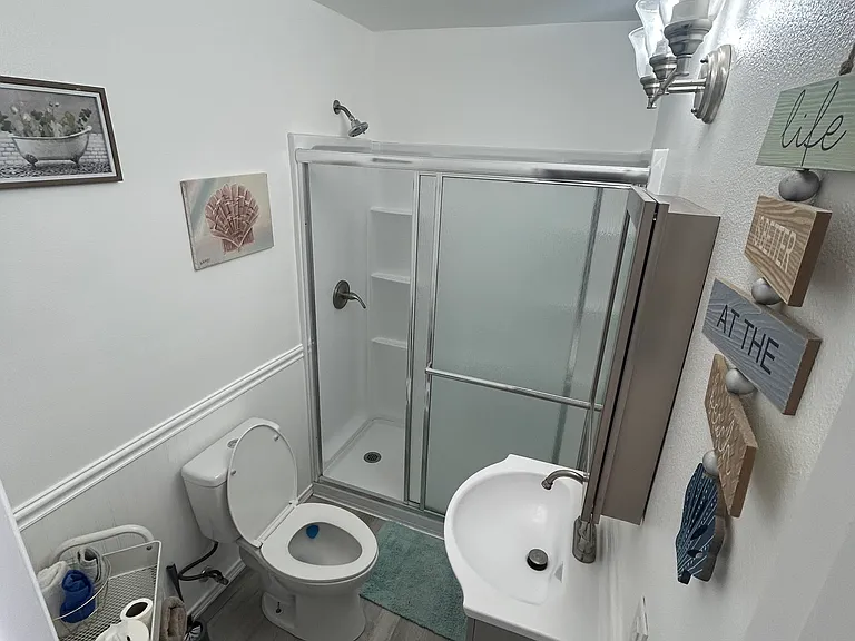 455 Moser Ave #4 — Photo 12