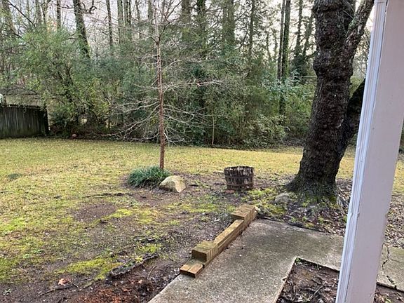2nd image of 6027 Idlebrook Dr