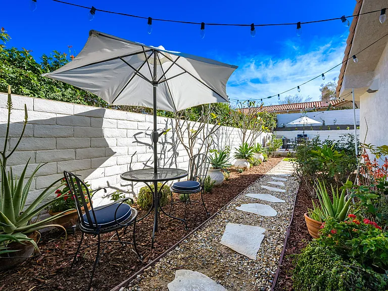 73055 Amber St — Photo 19