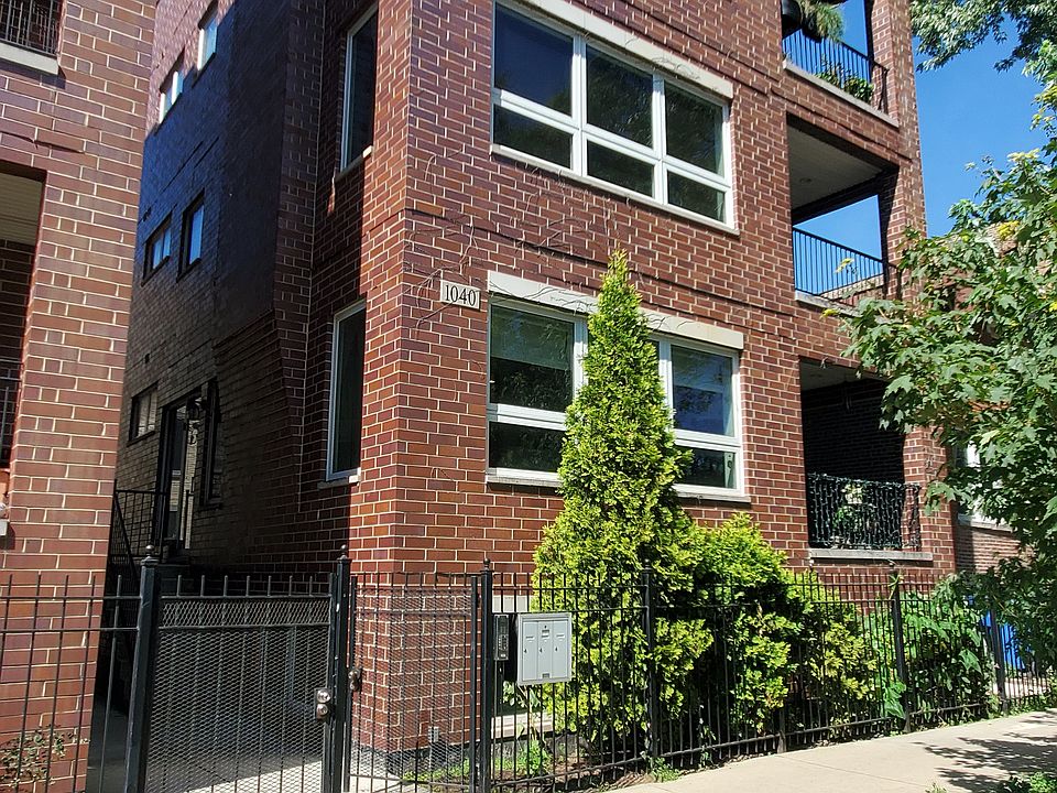 1st image of 1040 N Rockwell St #2