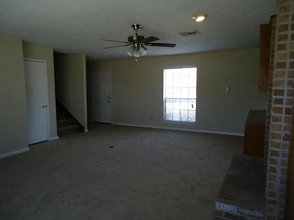 3rd image of 1702 Hilton Head Dr