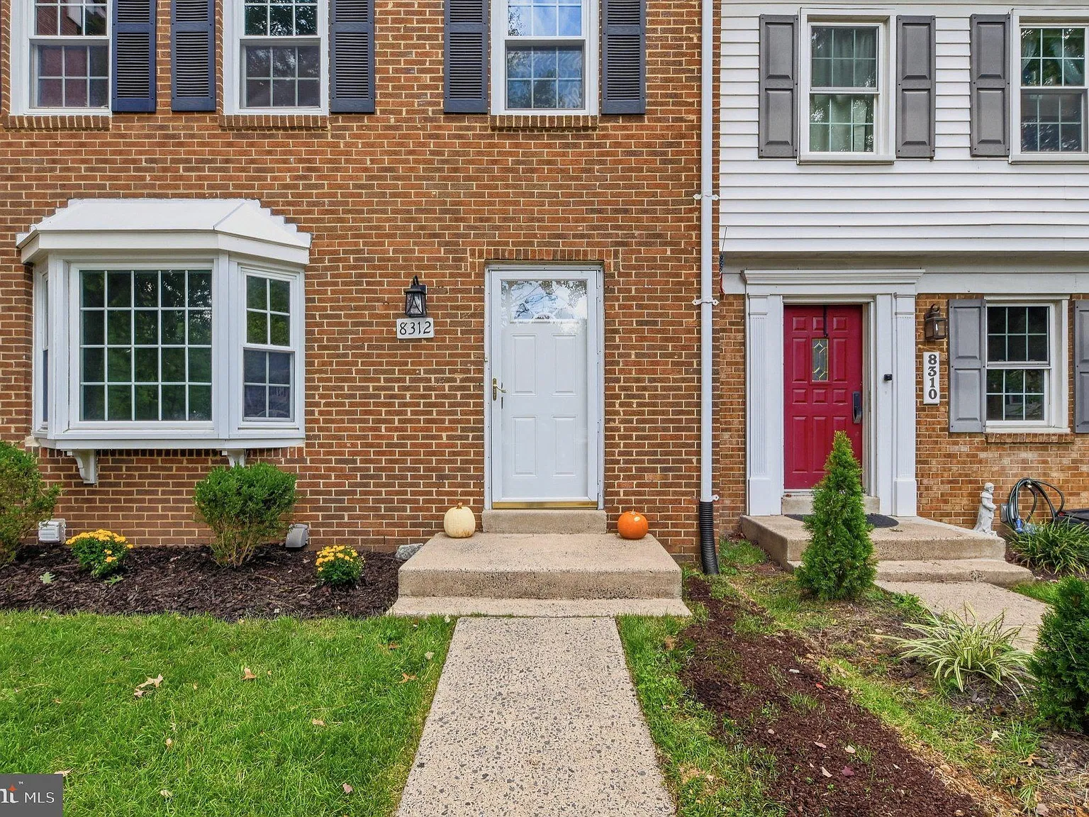 3 bed, 4.5 bath, 1808 sqft, $3,100 — Photo 4