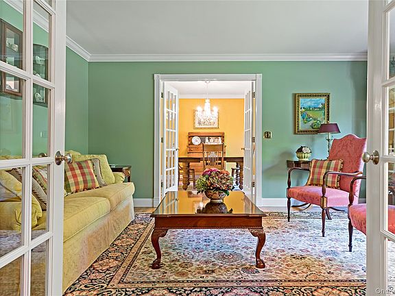 5th image of 37 Mountain Brook Drive