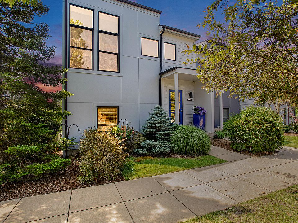 1st image of 2138 New Town Dr NE #23