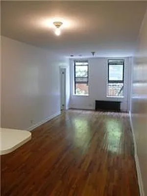 Rented by Veracity NYC LLC | media 29