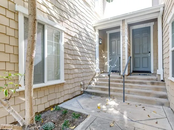 1317 McFadden Dr, Fullerton, CA 92833