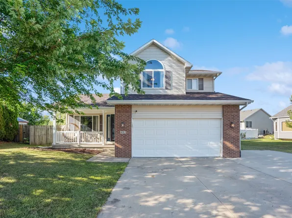 402 5th St NW, Bondurant, IA 50035