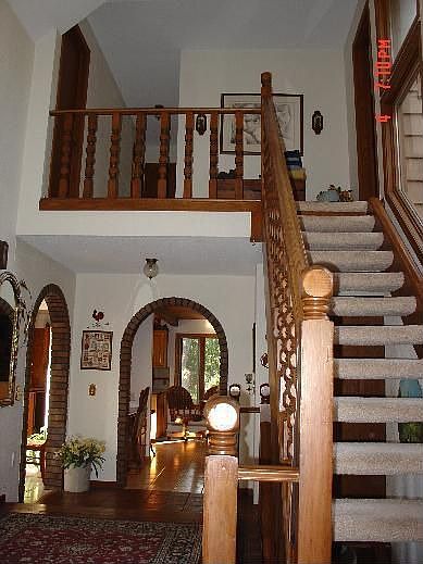 Grand 2 story entrance