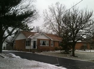 811 Schomer Rd, Aurora, IL 60505