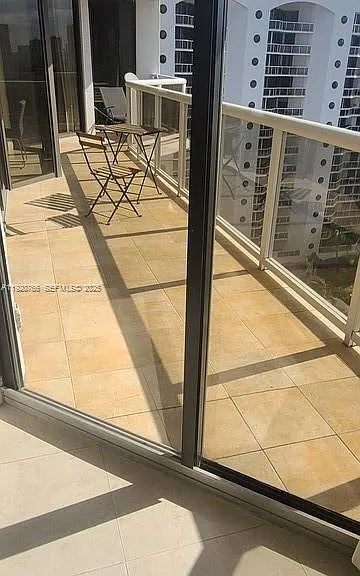 3600 Yacht Club Dr #1204 — Photo 47