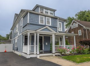 163 Laurel Pl, Bridgeport, CT 06604