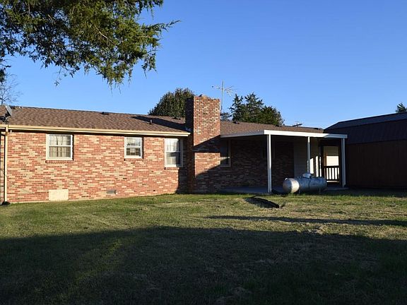 4th image of 882 Kingdom Rd