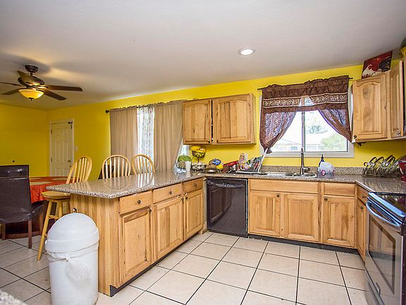 4th image of 4056 N 77th Dr