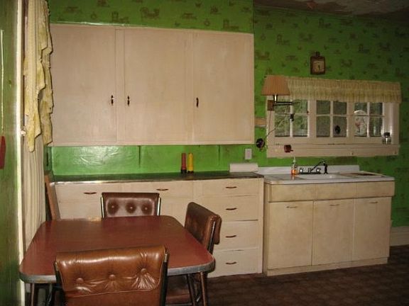 4th image of 311 E Broadway Ave