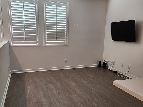 5th image of 9618 Nova Pl