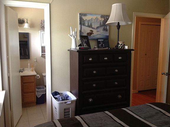 3rd image of 127 Dogwood Dr