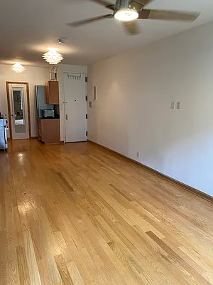 Rented by REAL New York | media 10