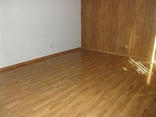 3rd image of 835 La Playa Ct