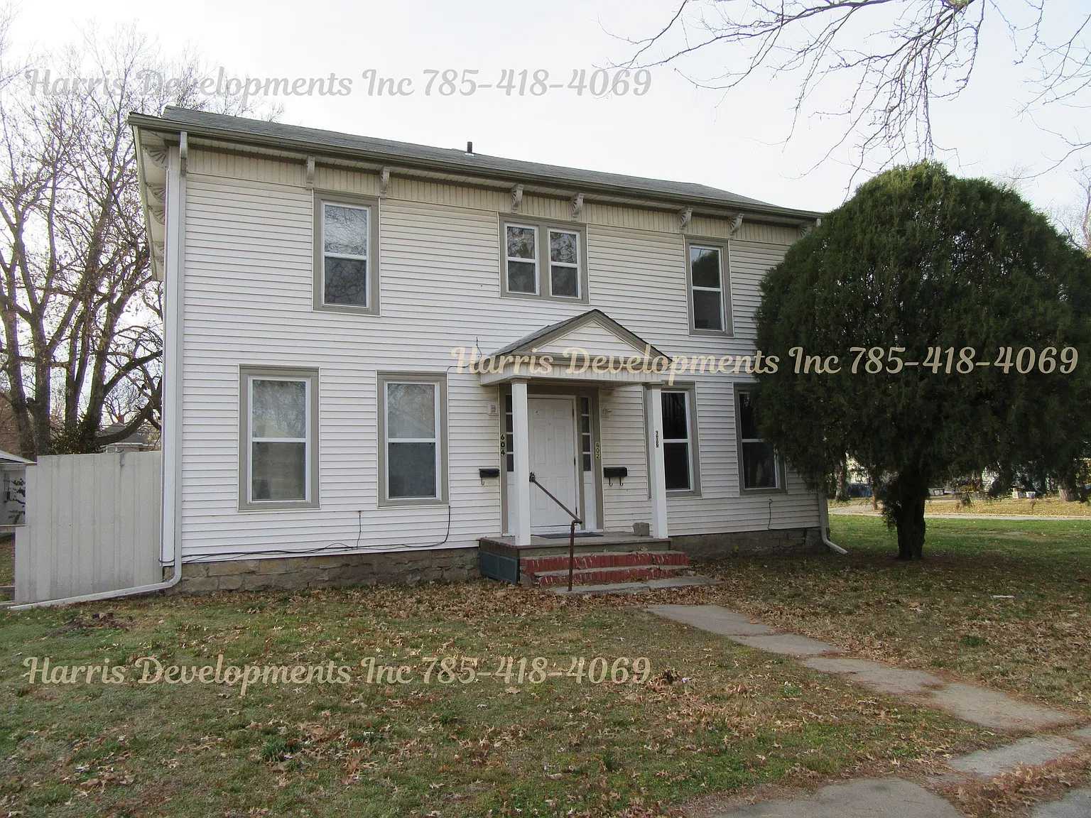 2 bed, $1,100 — Photo 1
