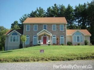 3 Deer Ln, Fairmont, WV 26554