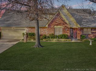 6103 E 52nd St, Tulsa, OK 74135