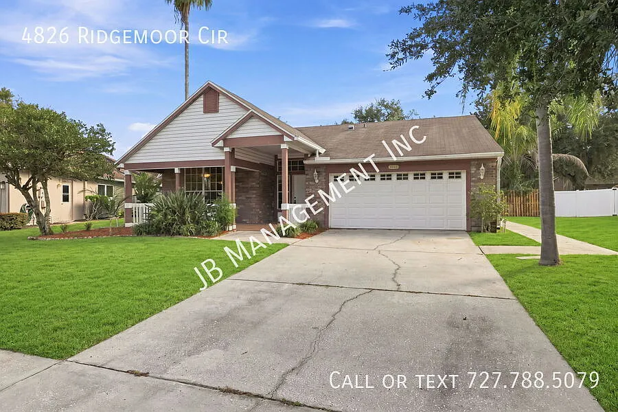 Available Now!! 3bed/2bath home in Heart of Palm Harbor — Photo 2