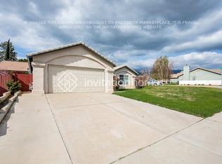 35548 Penrose Ln, Yucaipa, CA 92399