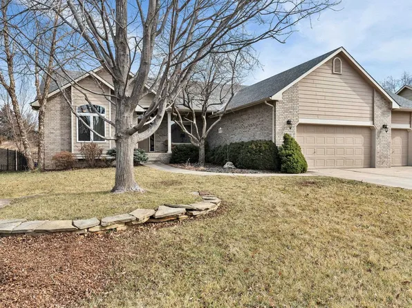3014 N Brush Creek Cir, Wichita, KS 67205