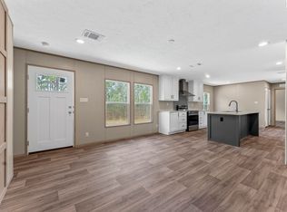 142 Sandy Fox Rd, Swansea, SC 29160