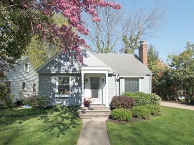 1776 Warwick Rd SE, East Grand Rapids, MI, 49506