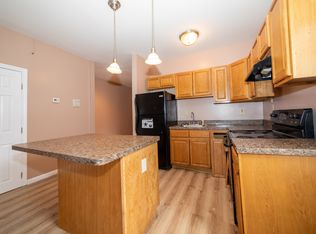 146 Park Ter, Hartford, CT 06106