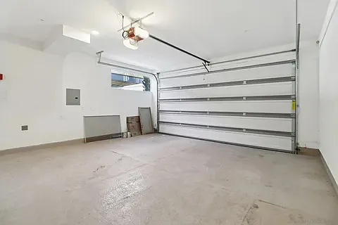 1166 Holly Ave #1 — Photo 37