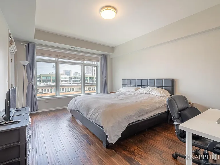 657 W Fulton St #609 — Photo 18