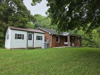 352 Sawmill Hill Rd NW, Willis, VA, 24380