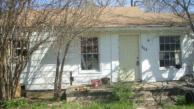2nd image of 1112 Santa Clara Dr