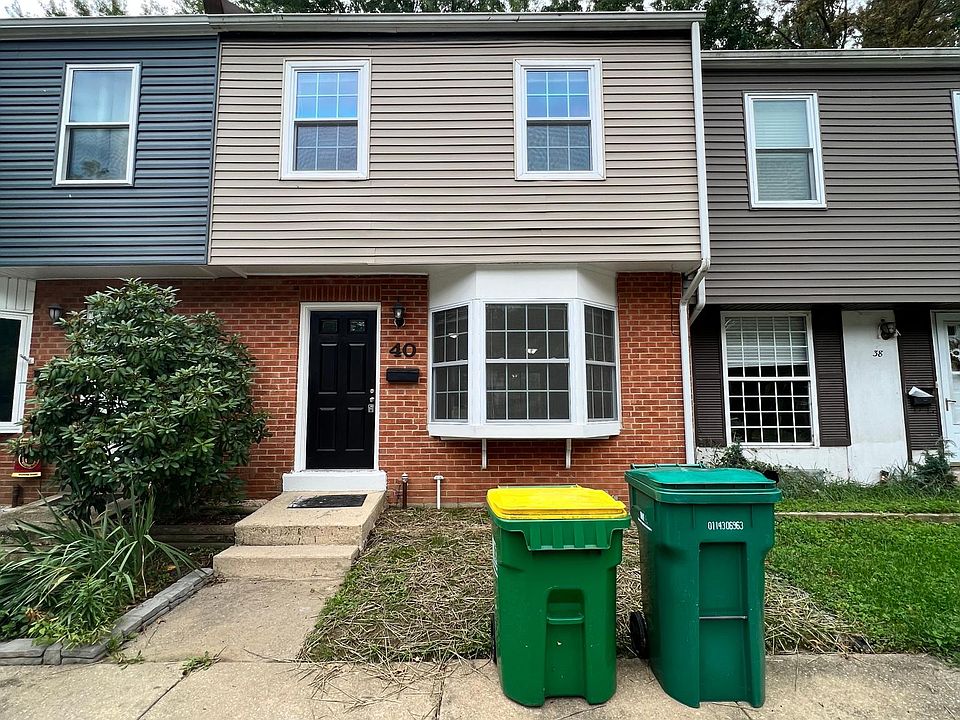 1st image of 40 Gilbert Ct