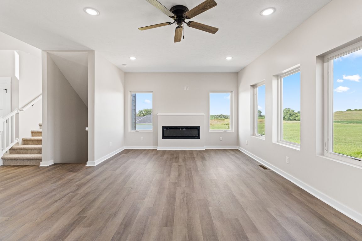 next background image