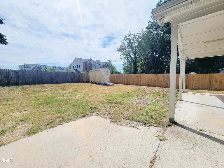 1433 Garner Rd — Photo 50
