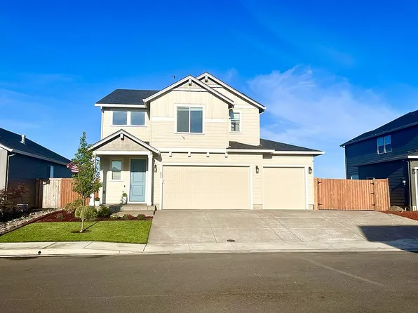 853 Farmington Dr, Junction City, OR 97448
