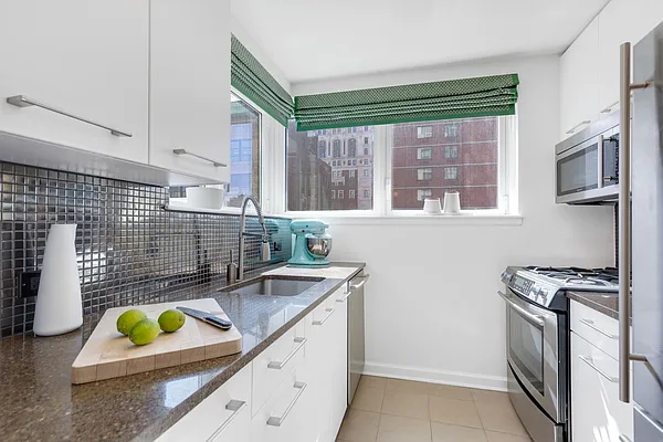 Rented by Cooper & Cooper Real Estate | media 3