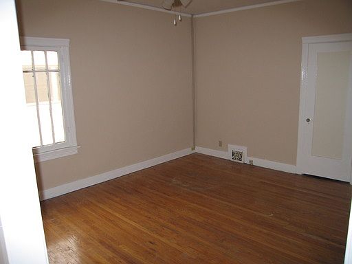 2nd image of 4457 W 2nd St APT 4