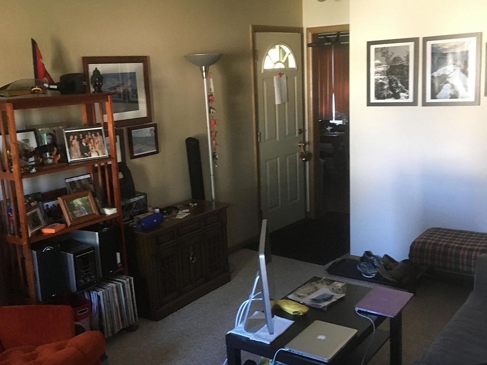 2nd image of 833 11 1/2 St SW APT 2